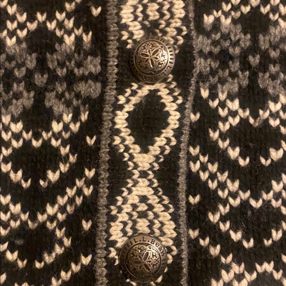 LL Bean Fair Isle Nordic Cardigan 100% Lambswool Size S Gorgeous Like New - Picture 8 of 16